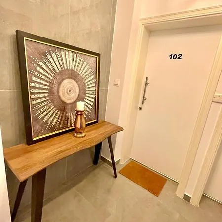 Stavri De'lux Apartment *