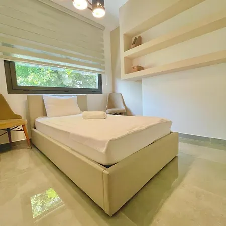 Stavri De'lux Larnaca