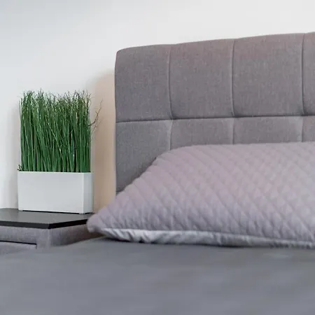 Stavri De'lux شقة